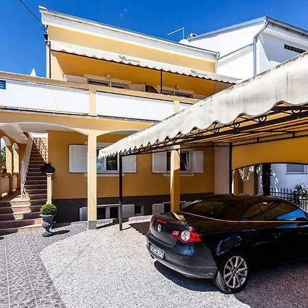 Appartement In - Insel Krk 13213 Malinska