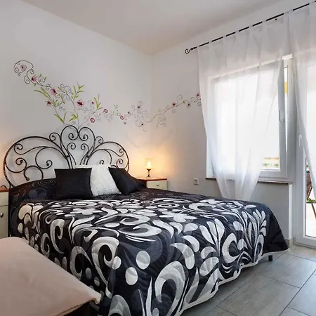 In - Insel Krk 13213 Apartman Malinska